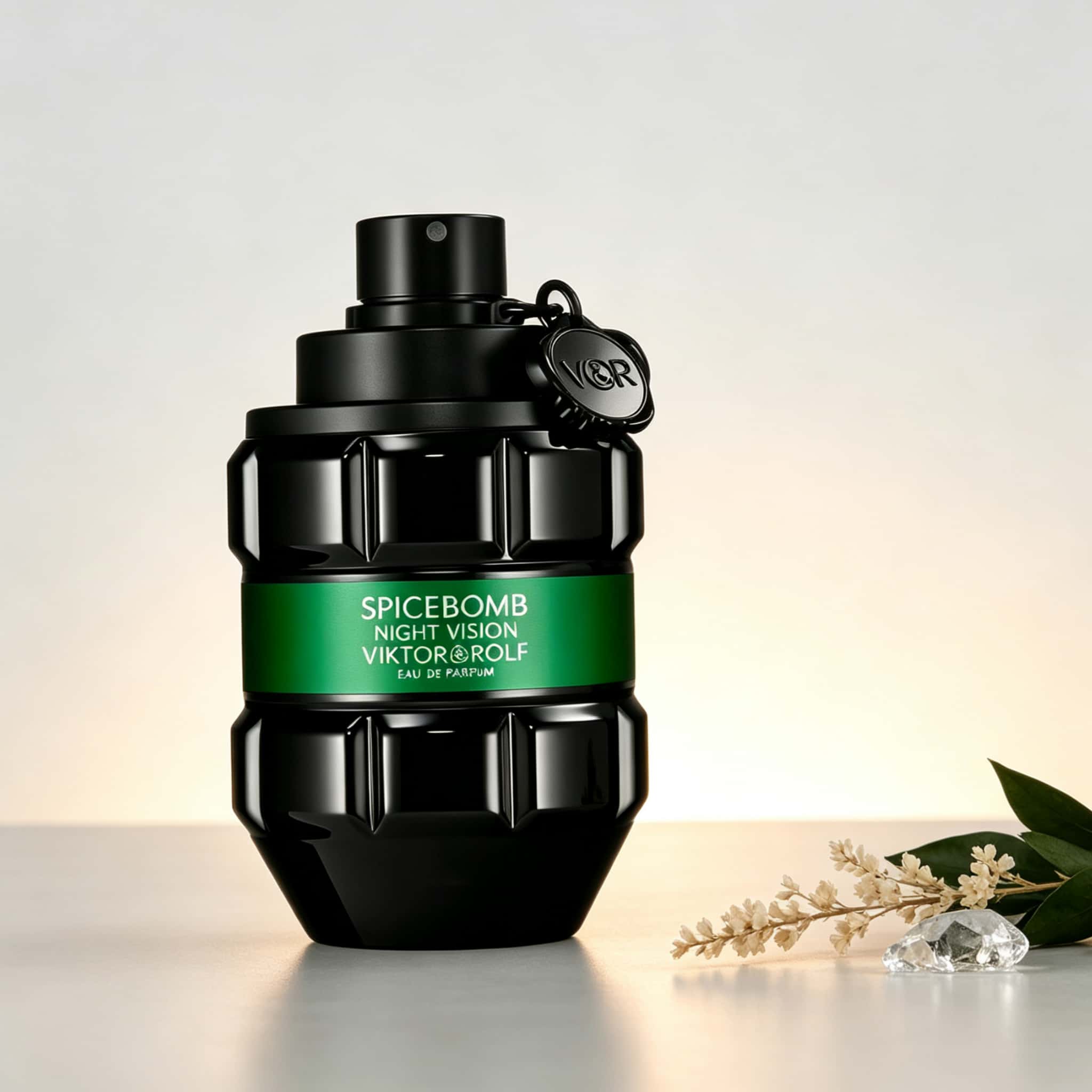 Parfum Pria Viktor & Rolf Nigh - Fragrance Perfume For Man ulasan dan harga